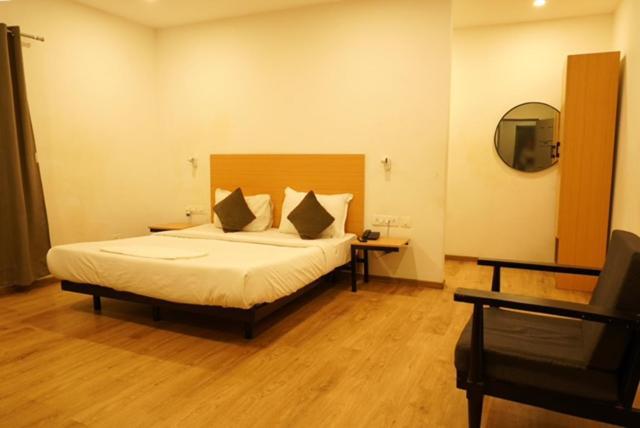 Treetop Inn Chennai Eksteriør billede